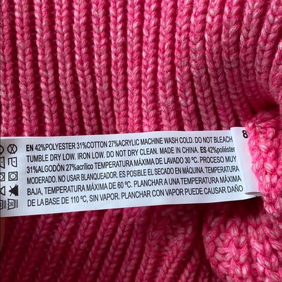 Sweater - Picture 4 of 4